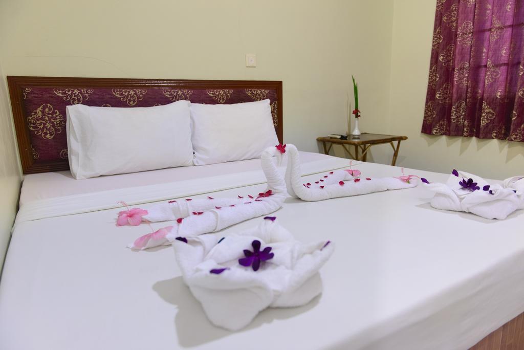 Zana Beach Guesthouse Sihanoukville Ngoại thất bức ảnh
