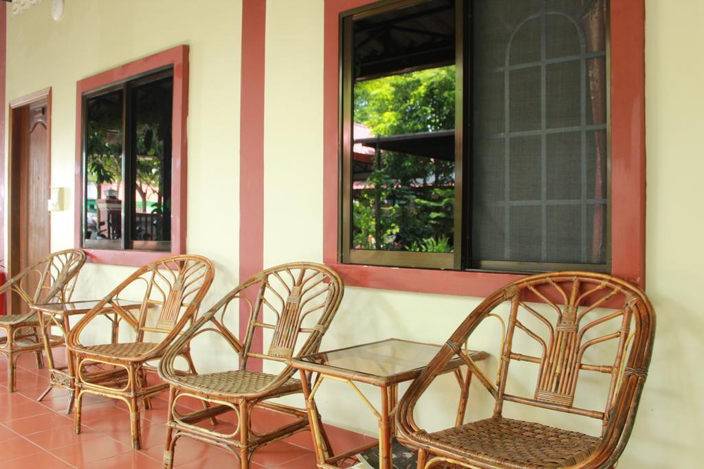 Zana Beach Guesthouse Sihanoukville Ngoại thất bức ảnh
