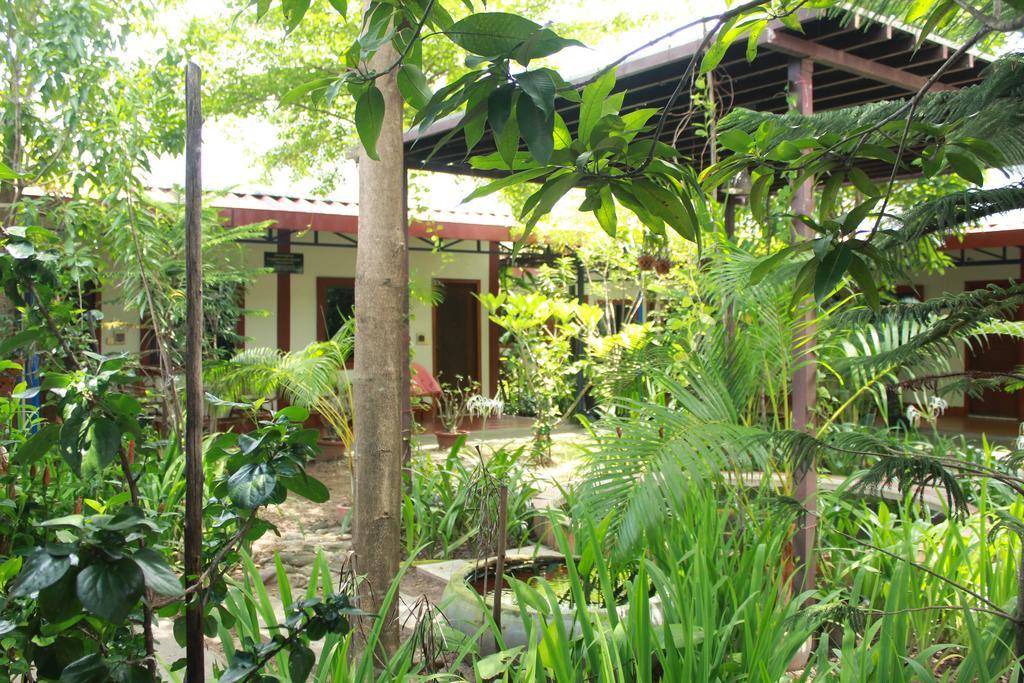 Zana Beach Guesthouse Sihanoukville Ngoại thất bức ảnh